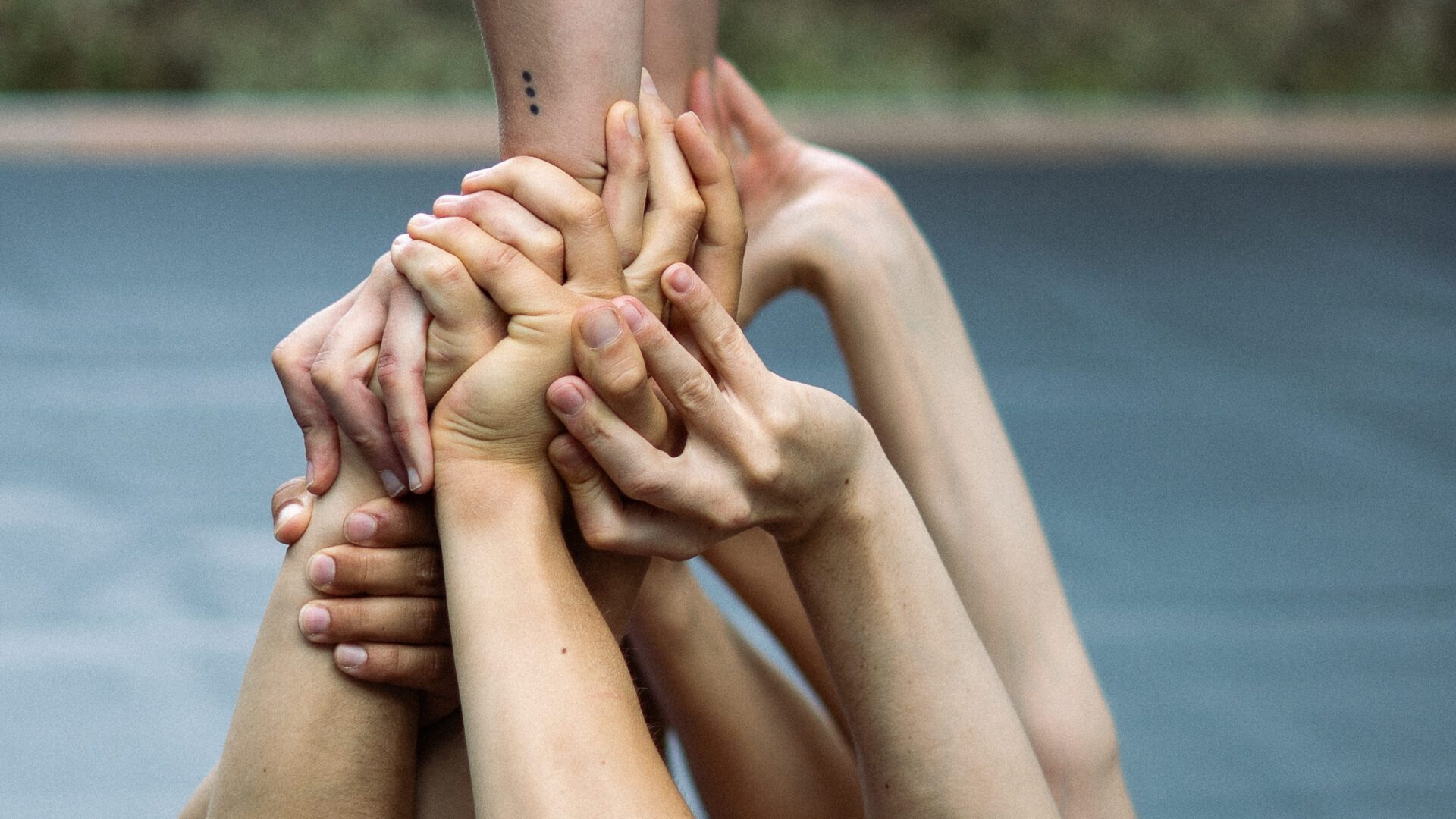 ATELIER PORTÉS ACROBATIQUES PARENT/ENFANT
